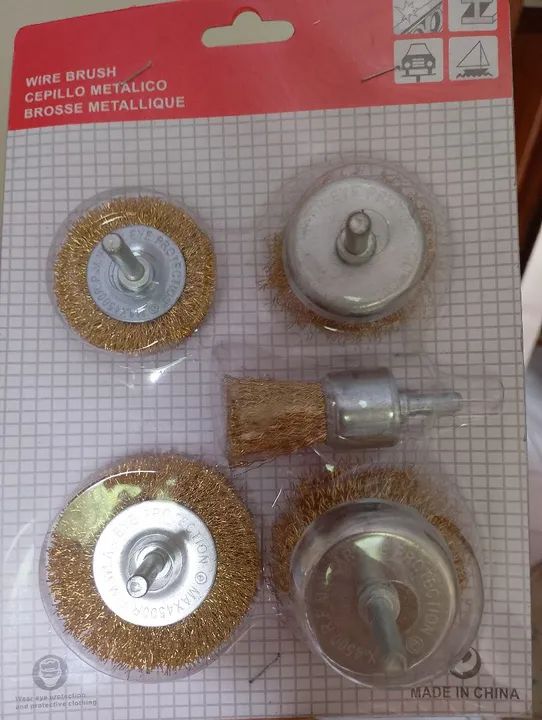 Kit com 5 Escovas de Aço para Furadeira