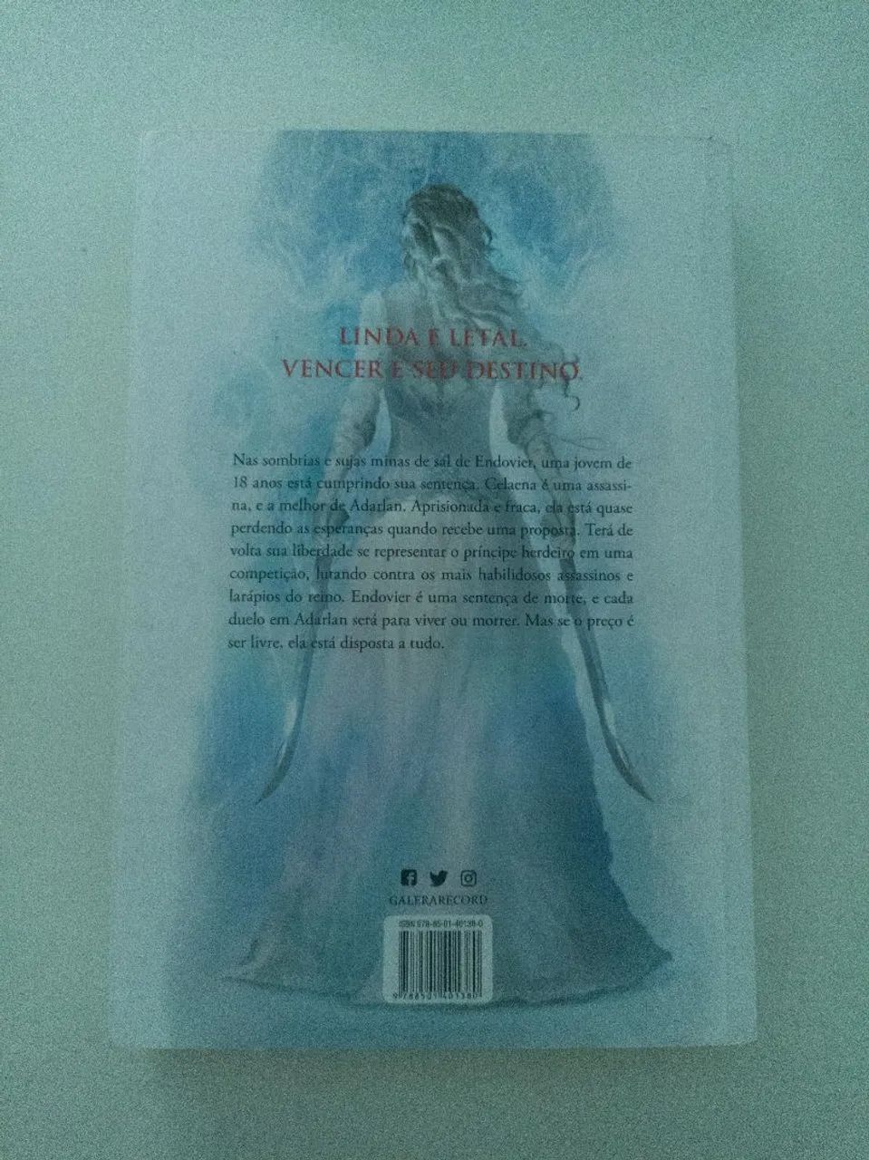 Livro "Trono de Vidro Vol. 1" - Foto 2