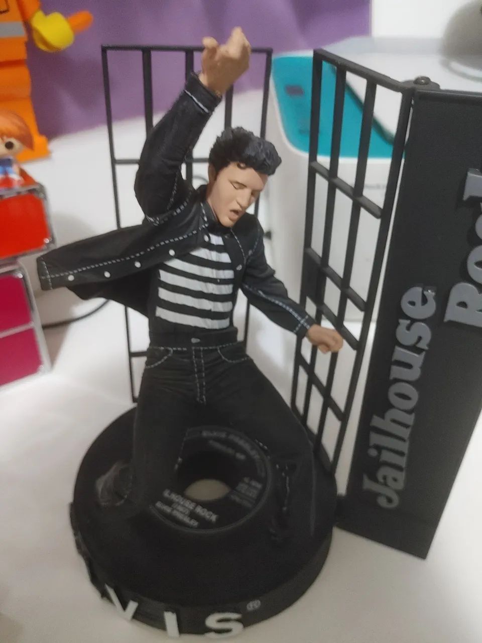 Bonecos Elvis Presley NECA E MCFARLANE  - Foto 5