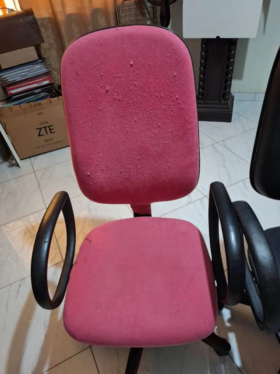 2 cadeiras Diretor com a base quebrada (amortecedores) - Foto 4