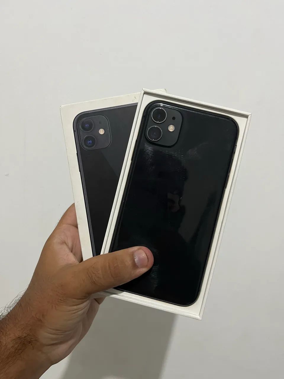 iPhone 11 semi novo