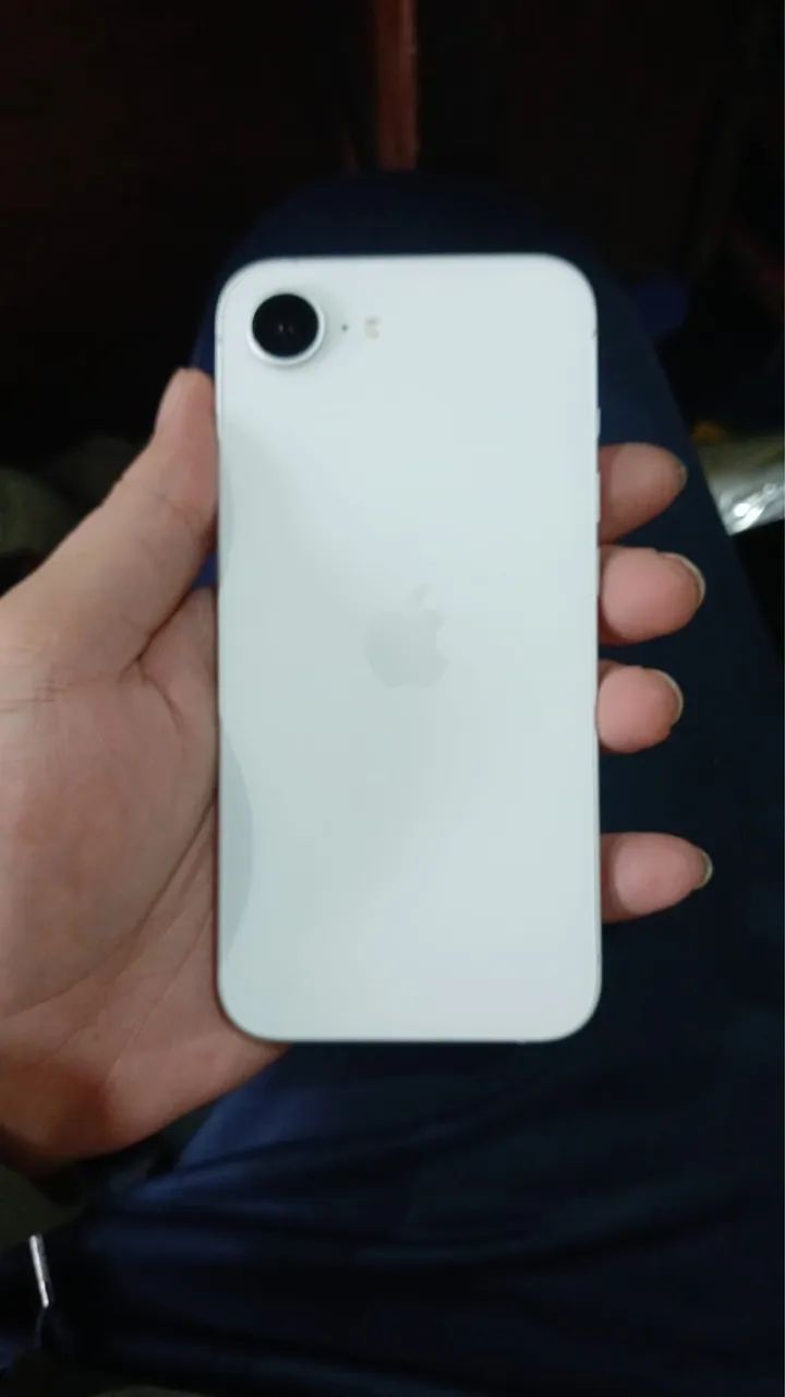 iPhone 16e - Foto 2