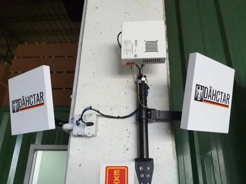 Antena RFID UHF - 902~928 Mhz - Foto 2