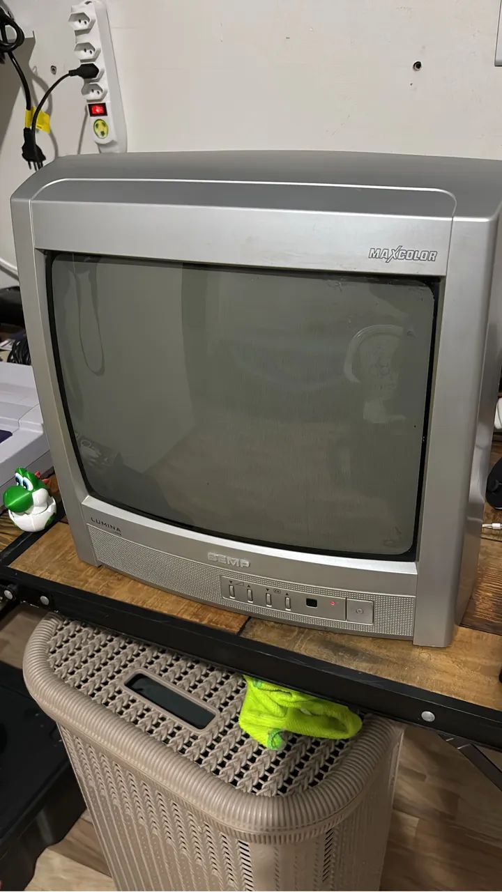 Tv tubo 14 polegadas