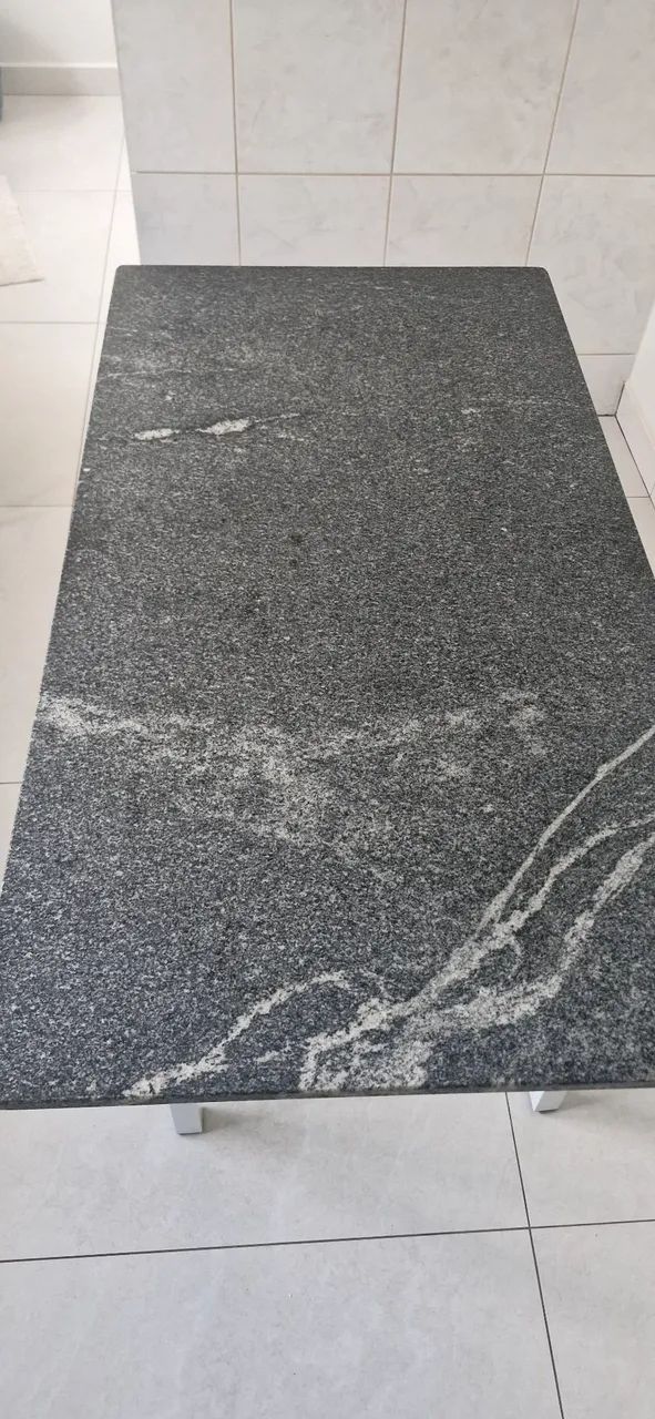 Mesa granito