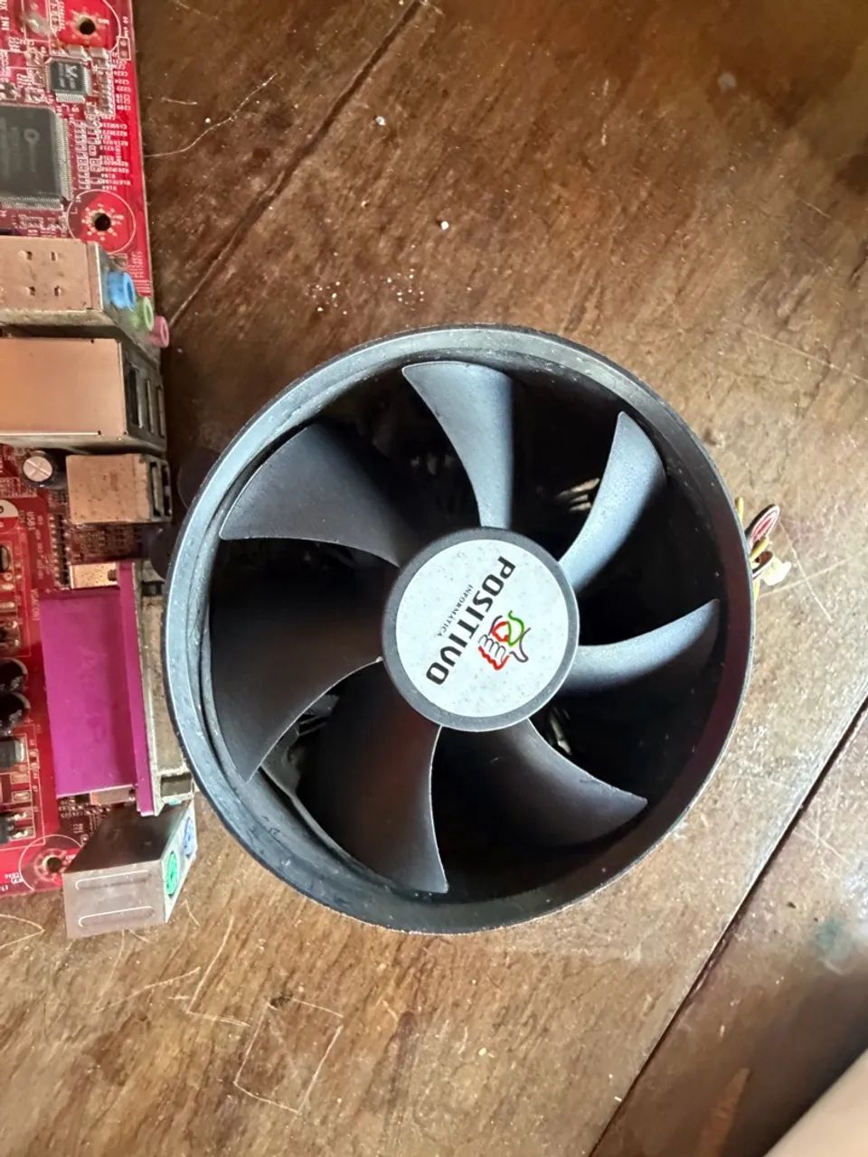 Vendo kit placa mãe ddr3 com 2gb de ram - Foto 4