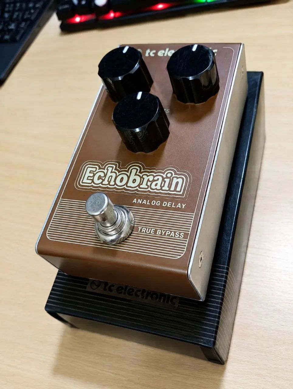 Pedal TC Eletronics analog delay 