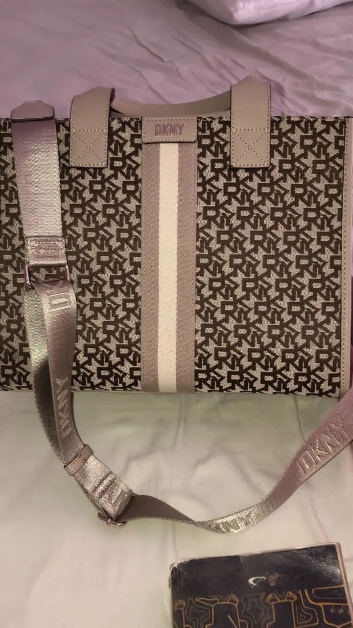 Bolsa feminina DNKY