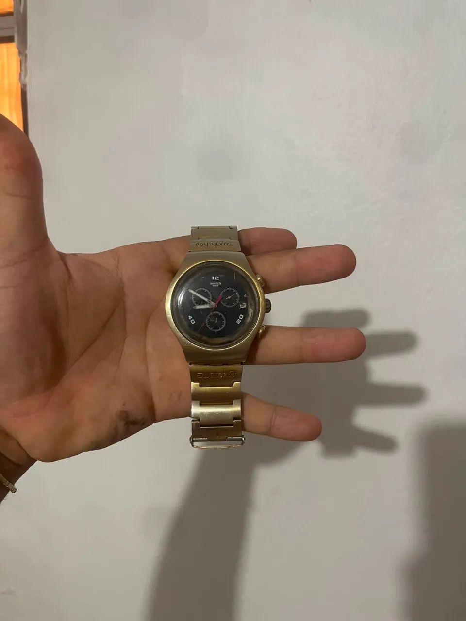 Swatch cara preta 