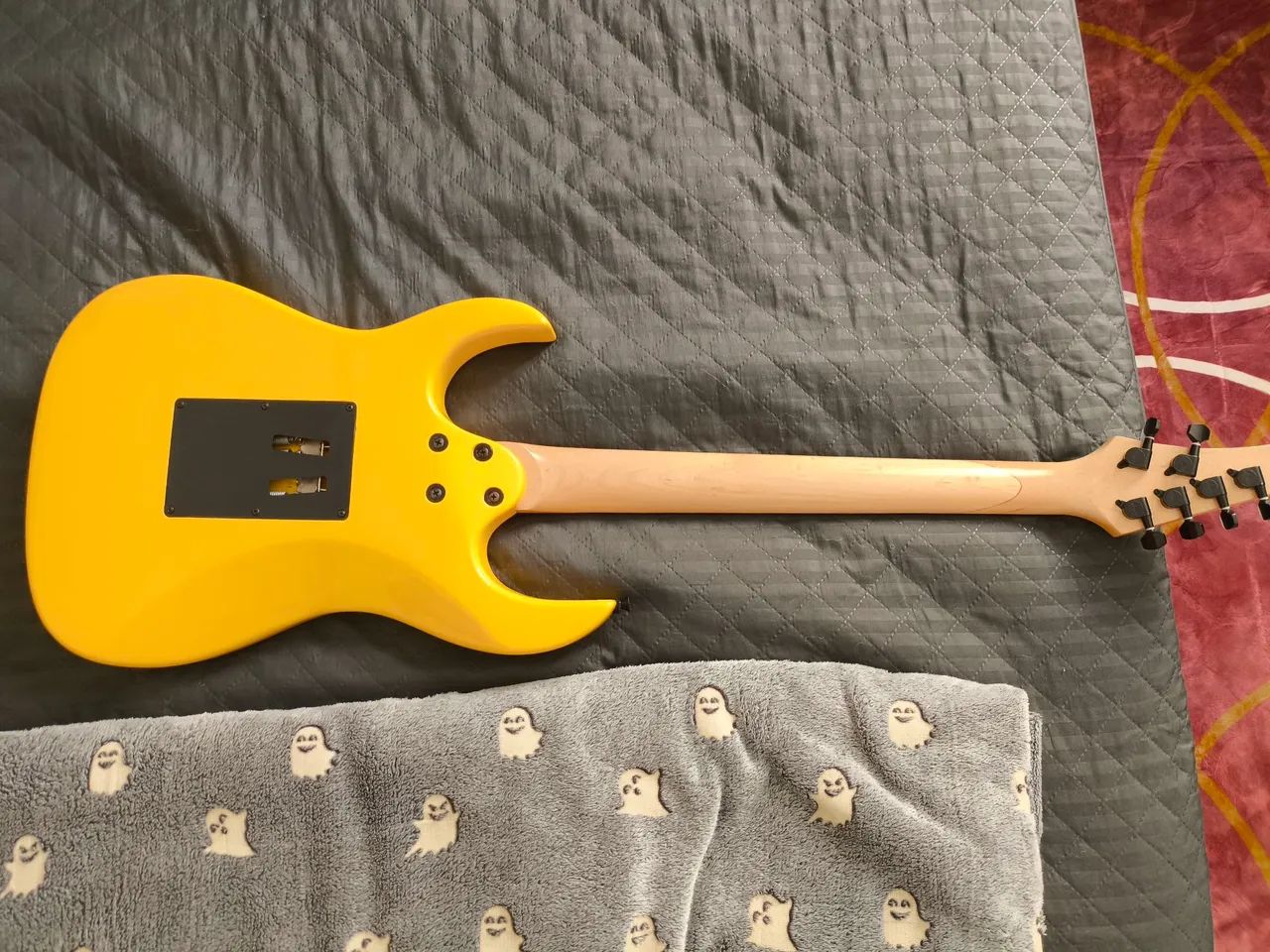Guitarra Memphis MG-330 regulada  - Foto 2