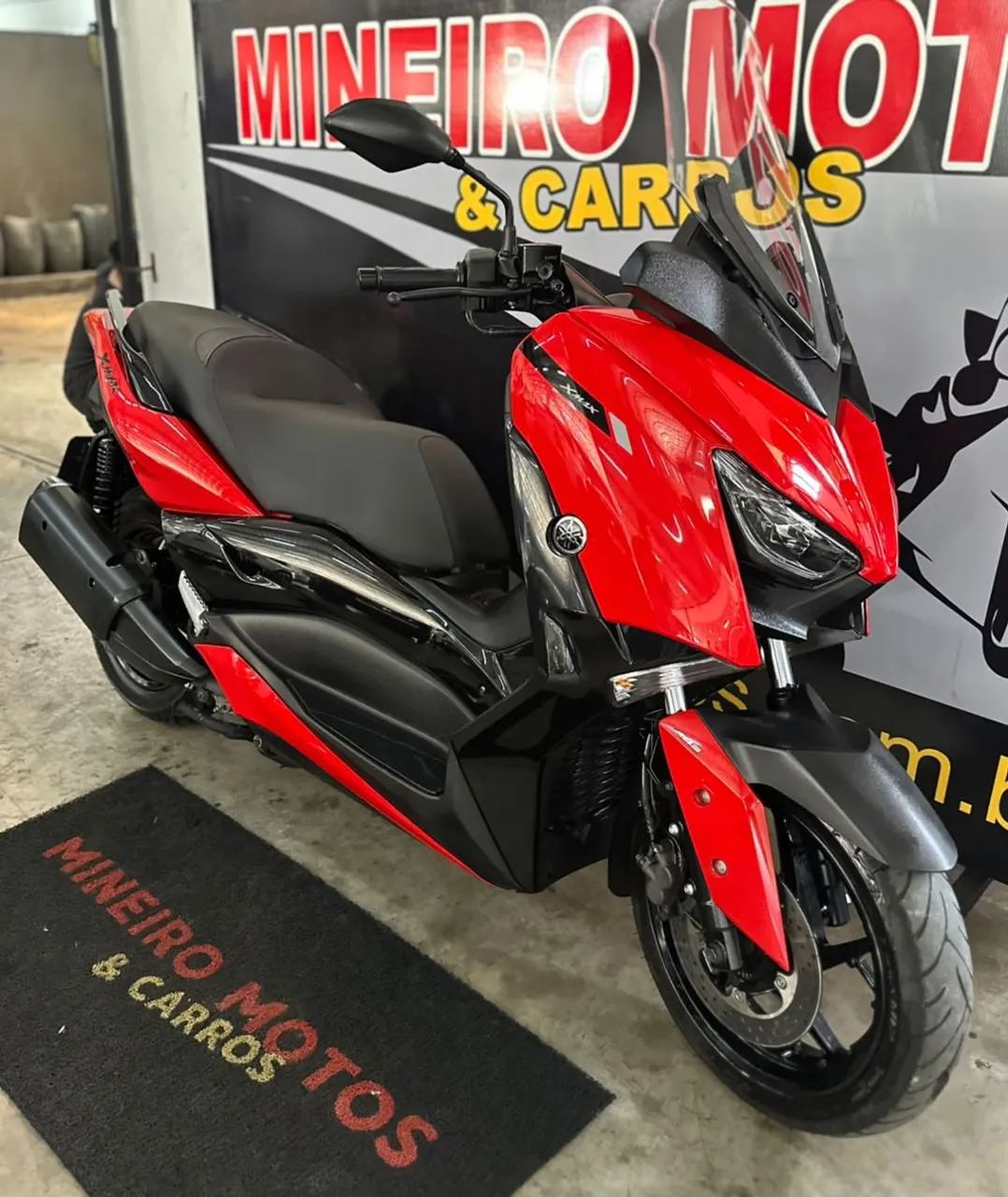 XMAX 250 ABS - Foto 2