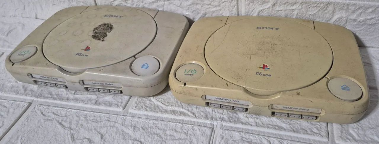 Vendo 2 playstation 1 slim com defeito  - Foto 2