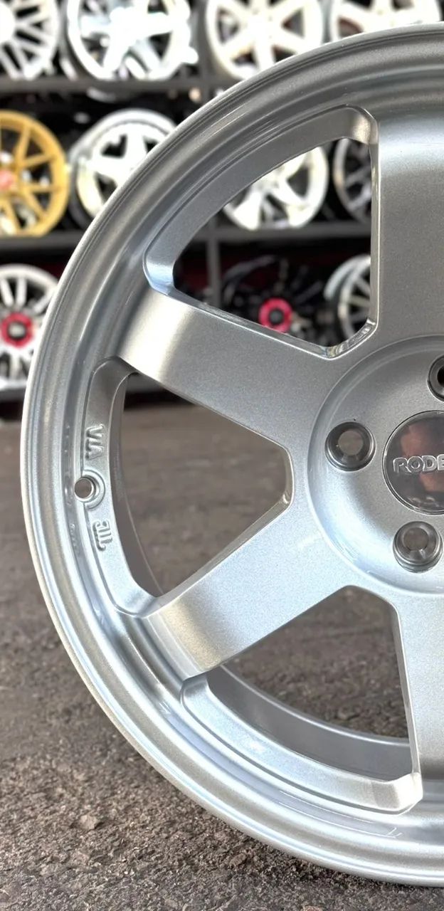 Rodas aro 17 Furação 4x100 Tala 8 RODERA TE37 - Peças para carros