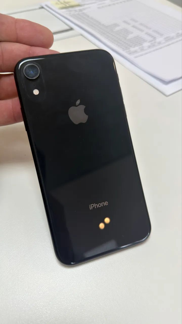 iPhone XR 64gb. 