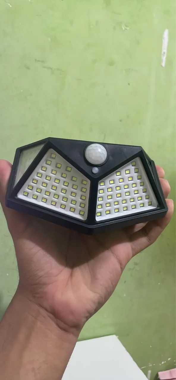 Luminária Energia Solar 