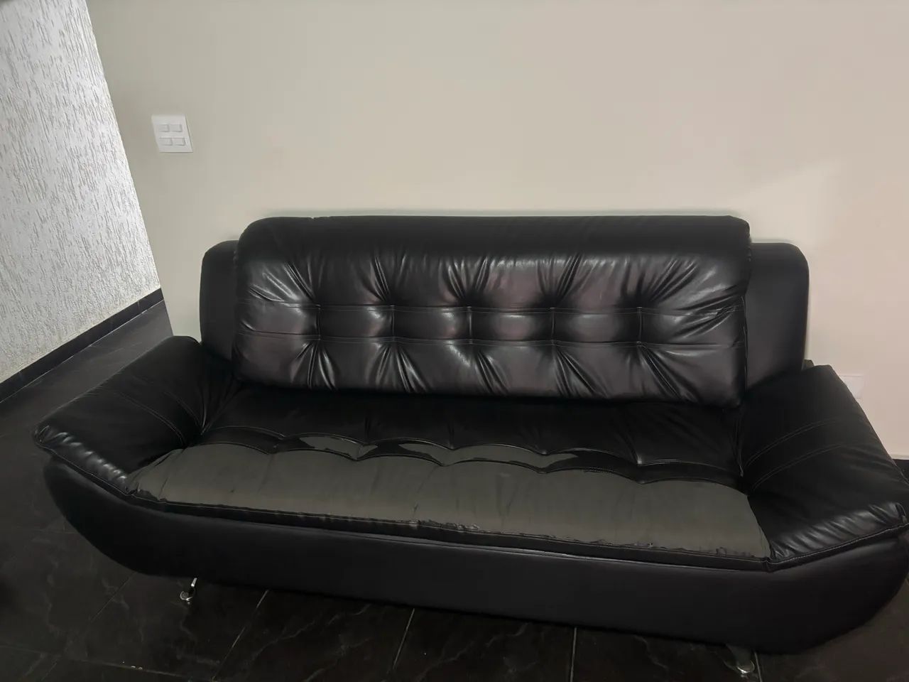 Conjunto de Sofás 2 e 3 Lugares - Estrutura Ótima - Foto 2