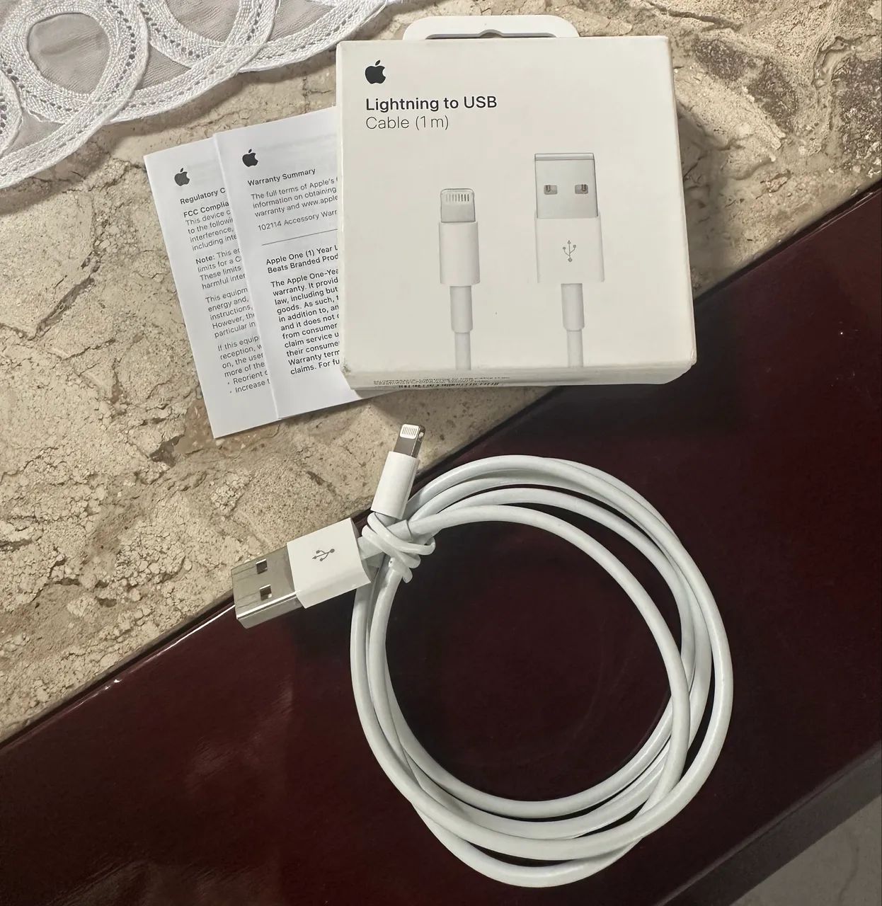 Cabo Original Apple Lightning para USB 1m (Com Caixa e Manuais)