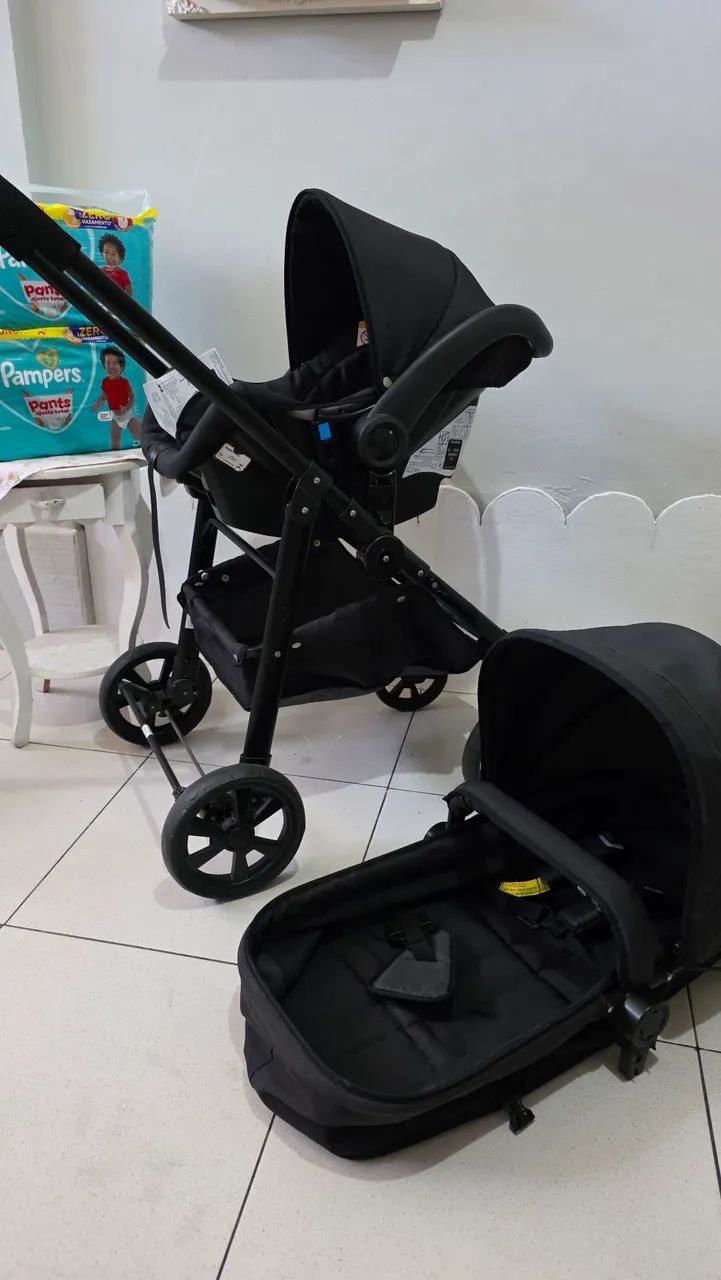 Carrinho e Bebê Conforto novinho 
