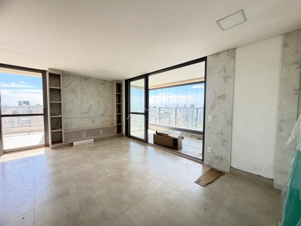Apartamento com 3 suítes no Bairro Cambuí - Foto 2