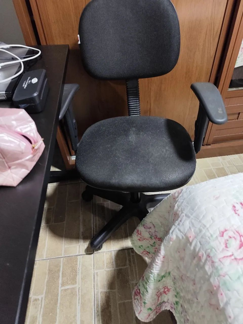 Vendo mesa e cadeira  - Foto 4