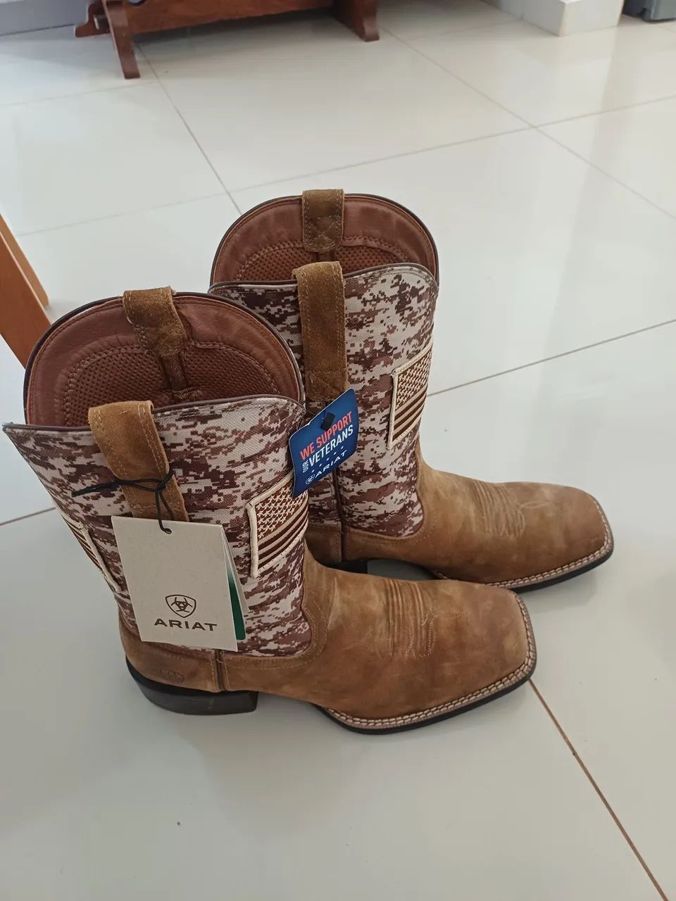Bota ARIAT. n.11. Novo. - Foto 2