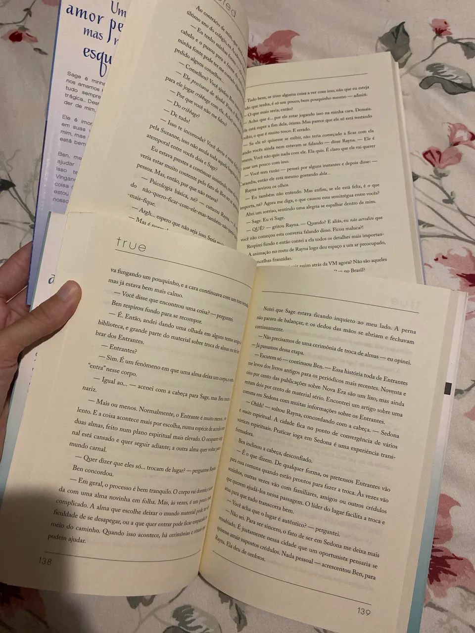 Livros Devoted e True - Hilary Duff Série Elixir - Foto 6