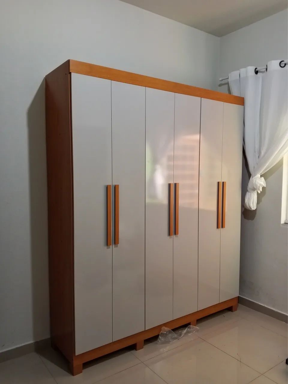 Guarda roupa 6 portas  - Foto 2