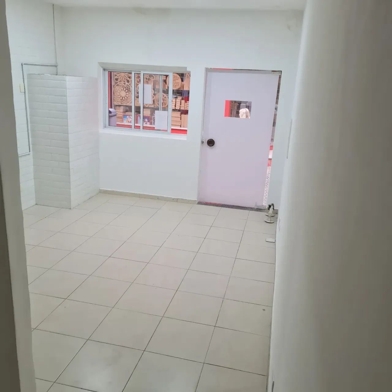 Condomínio Centro Comercial Alphaville Barueri SP - Prédio de 64 m² - 2 andares - Foto 4