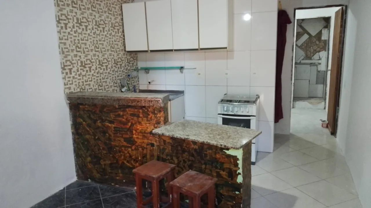 Alugo casa