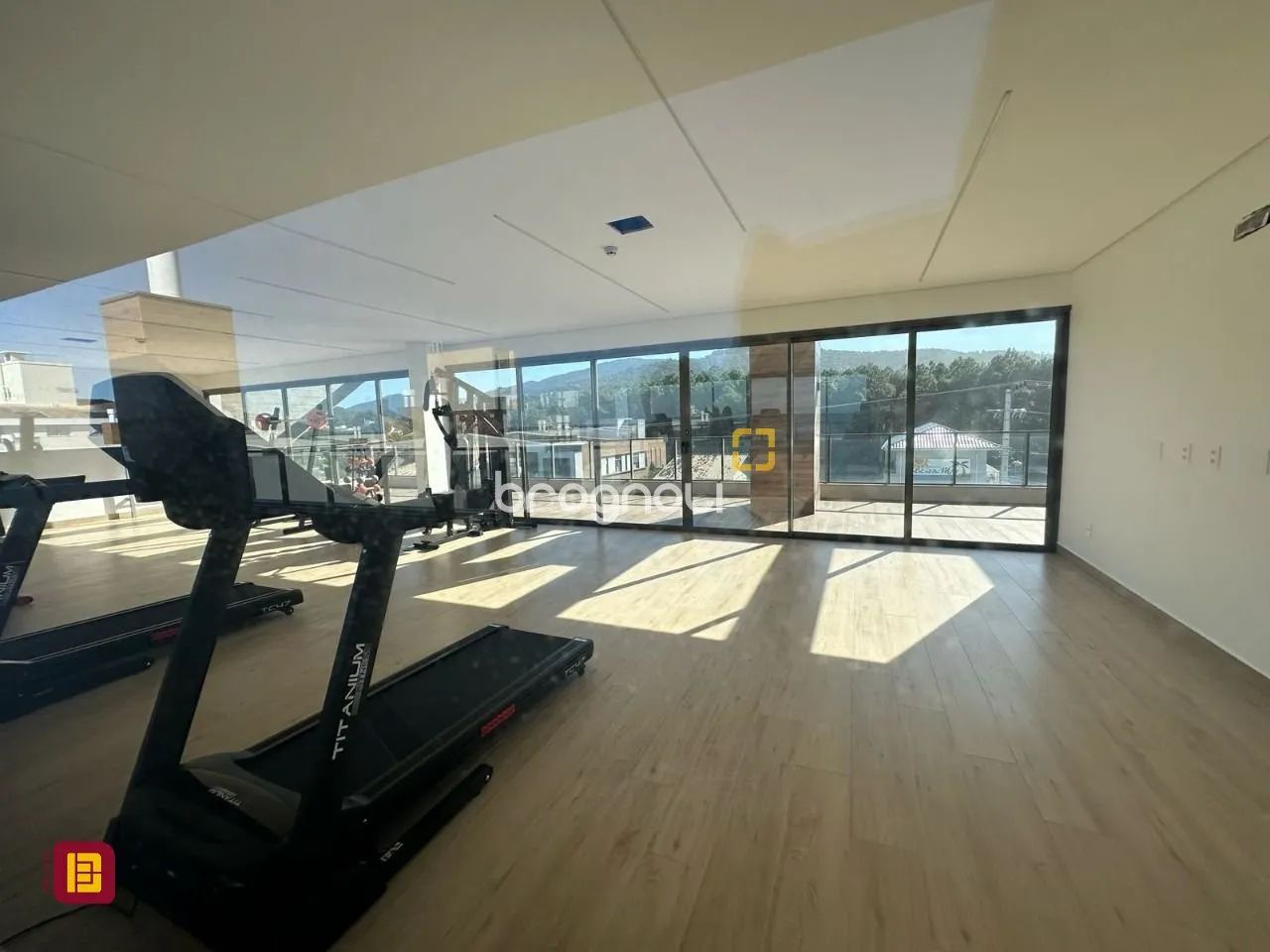 Apartamento 3 suites, 2 vagas, Beira Mar, Morro das Pedras.. - Foto 4