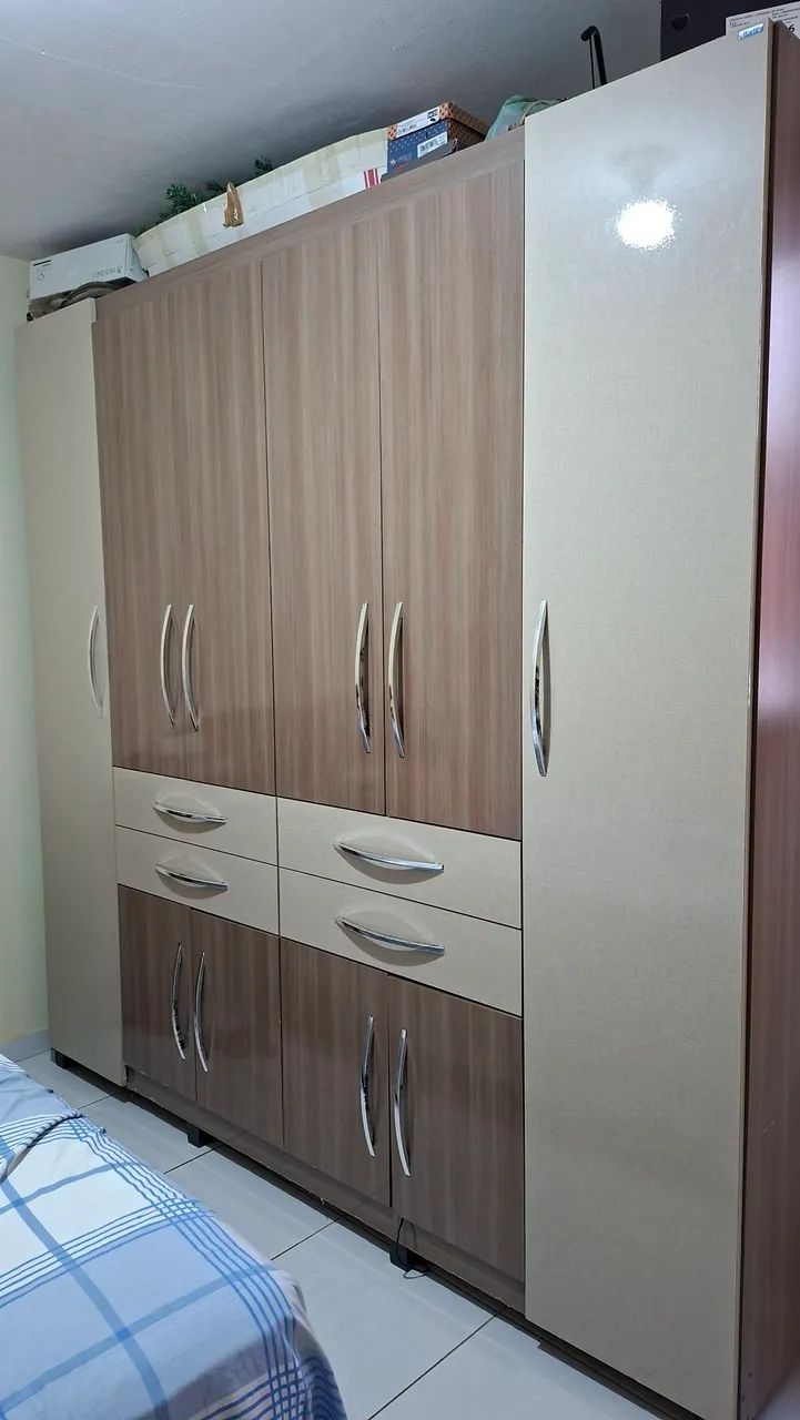 GUARDA ROUPAS 6 PORTAS 