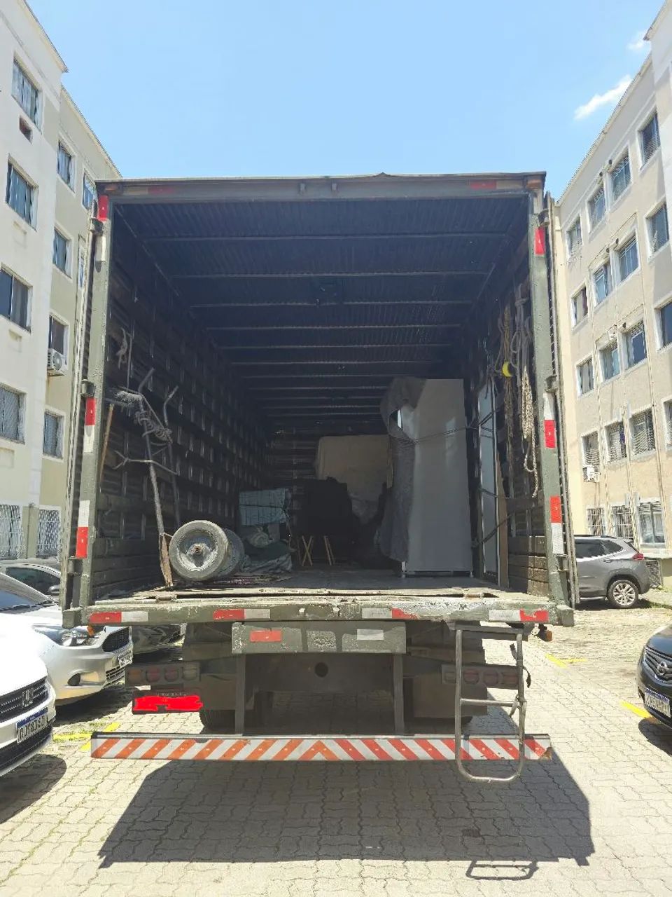 Fretes e Mudanças com Experiência e Compromisso - Foto 4