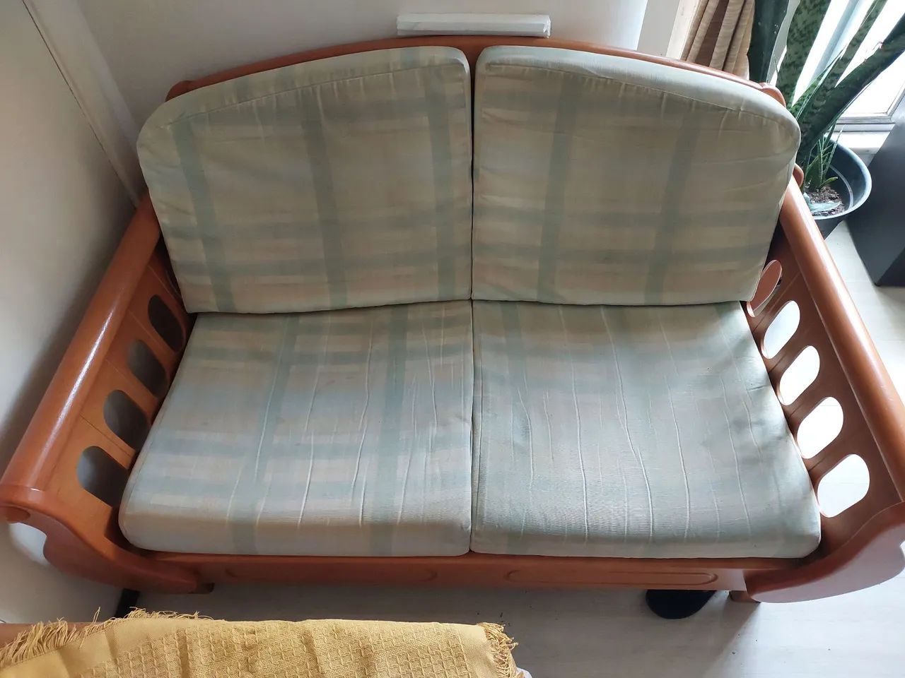Sofá Elegante Madeira Maciça 470974790066524161