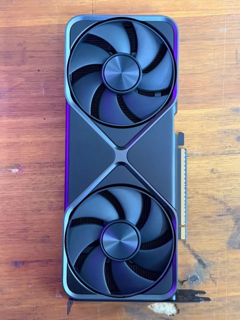 NVIDIA RTX 5070 12GB Founders Edition - Foto 4