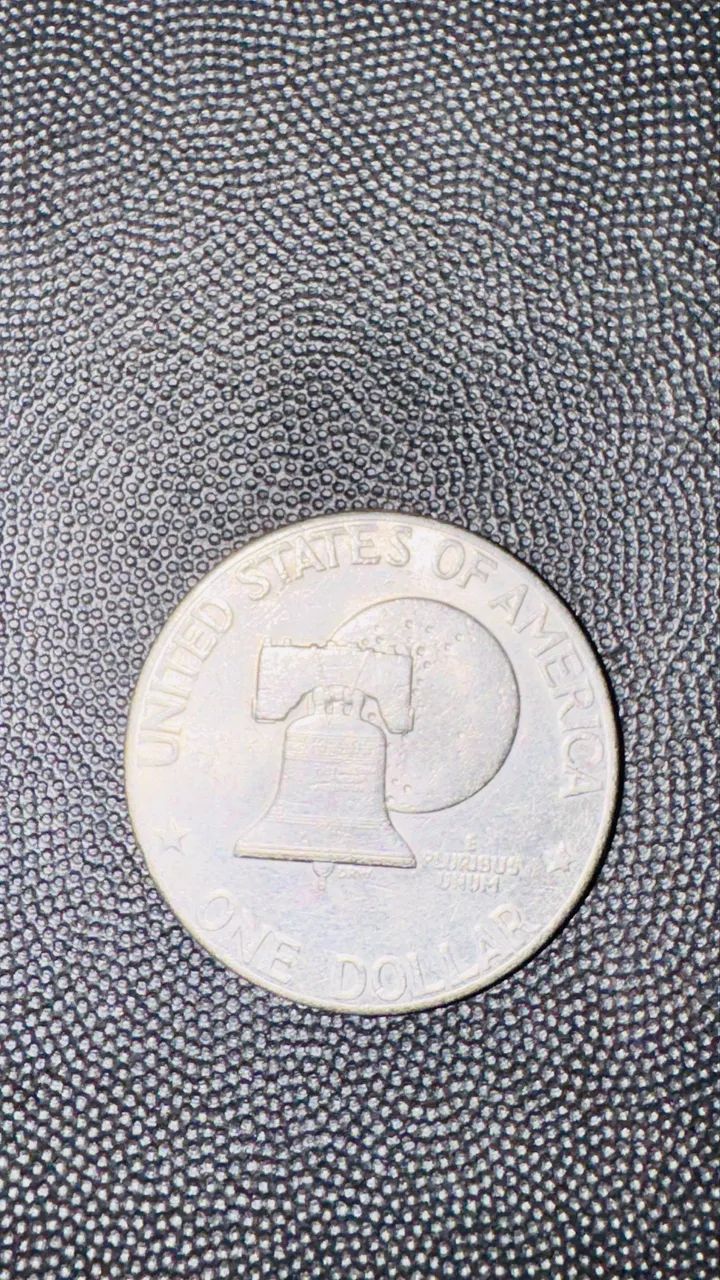 Moeda de 1 dólar. Ano 1976.   4 cm    - Foto 2