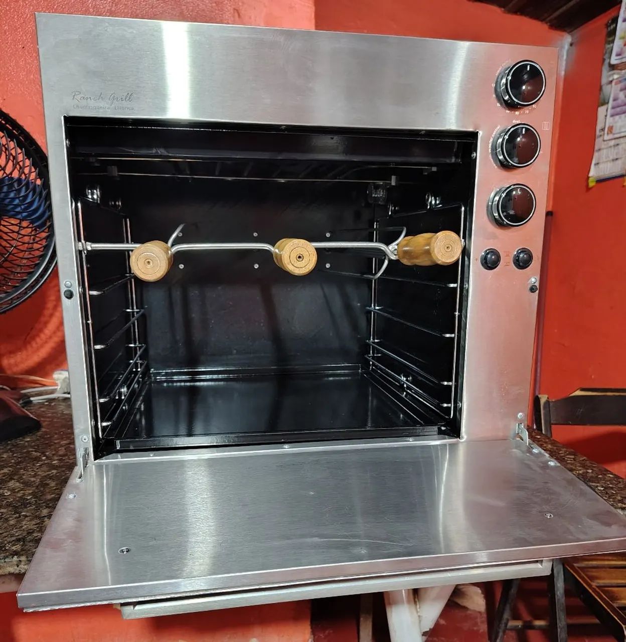 Troco com algo de meu interesse Churrasqueira elétrica ranch grill nova nunca usada  - Foto 2