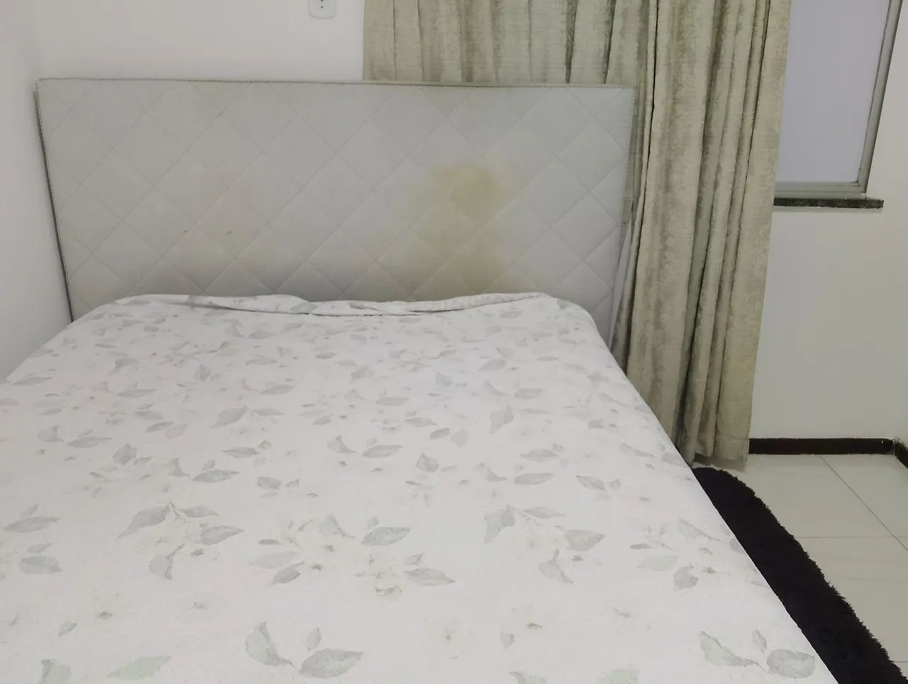 Cama Quim toda boa com cabeceira 