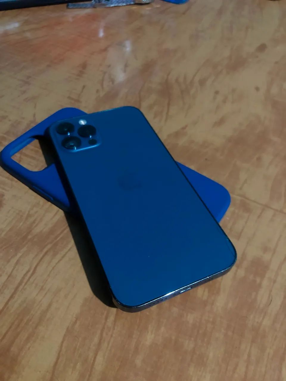 VENDO OU TROCO IPHONE 12 PRO