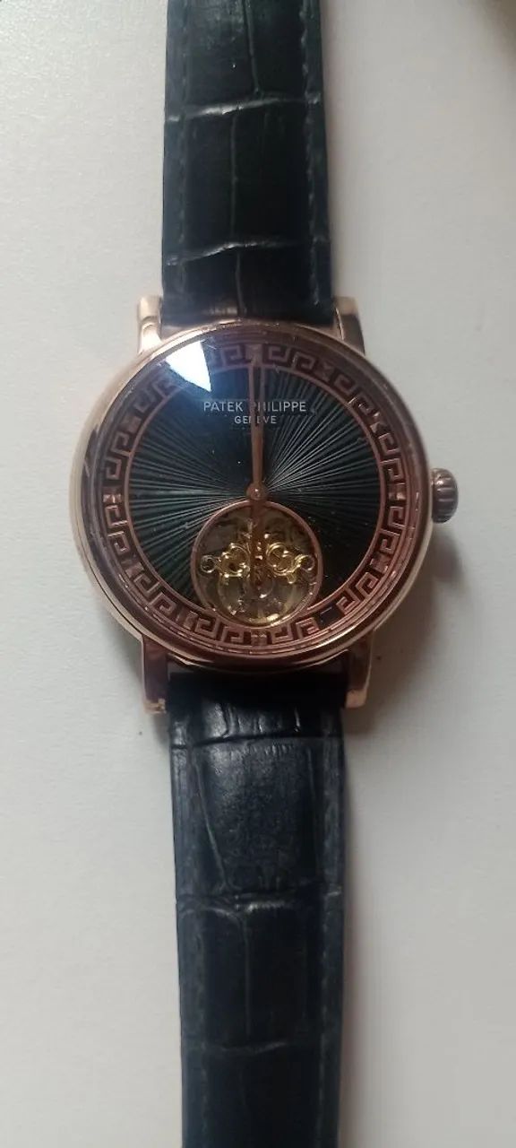Vendo relógio importado parado 