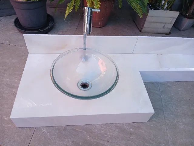 Lavatório branco
