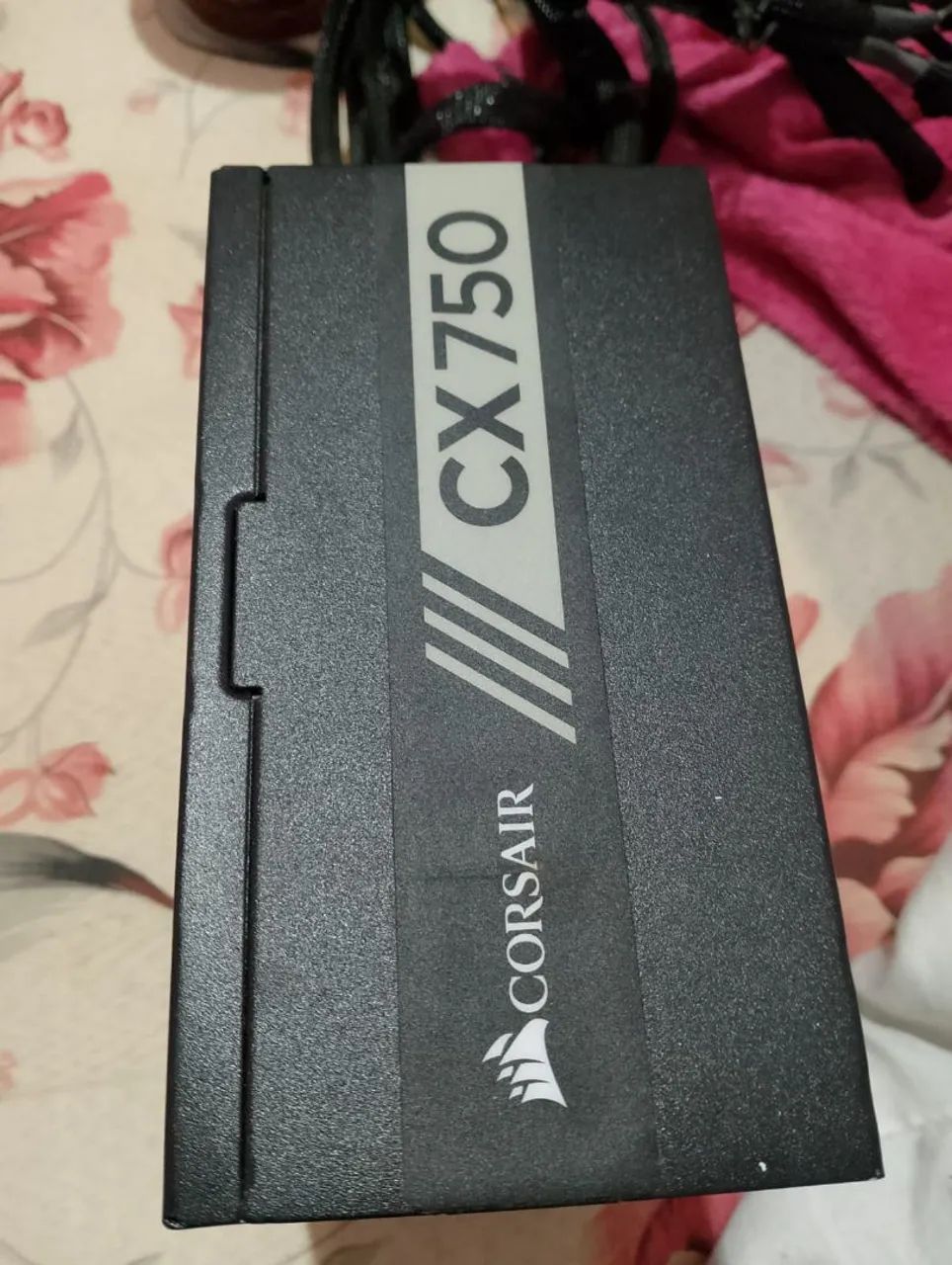 Fonte gamer 750w Corsair  - Foto 3