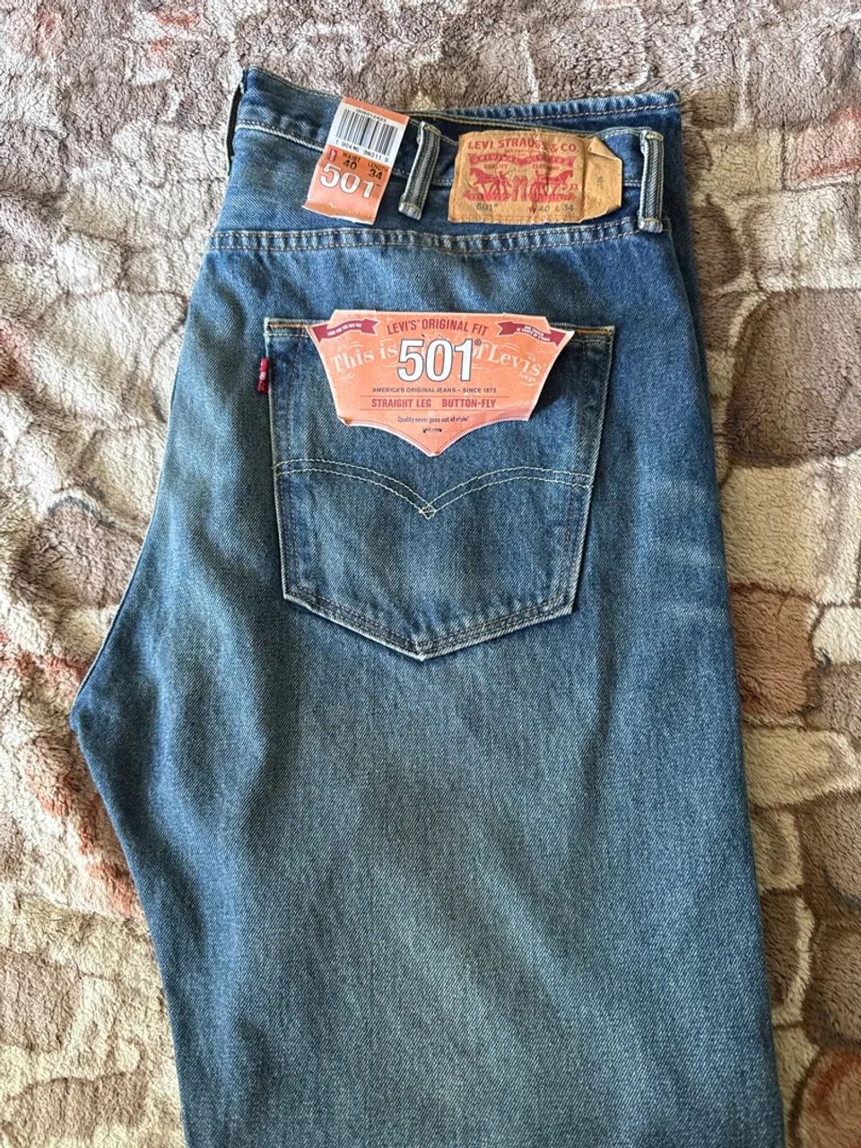 VENDO CALÇA JEANS LEVIS ORIGINAL 501 ACEITO OFERTA