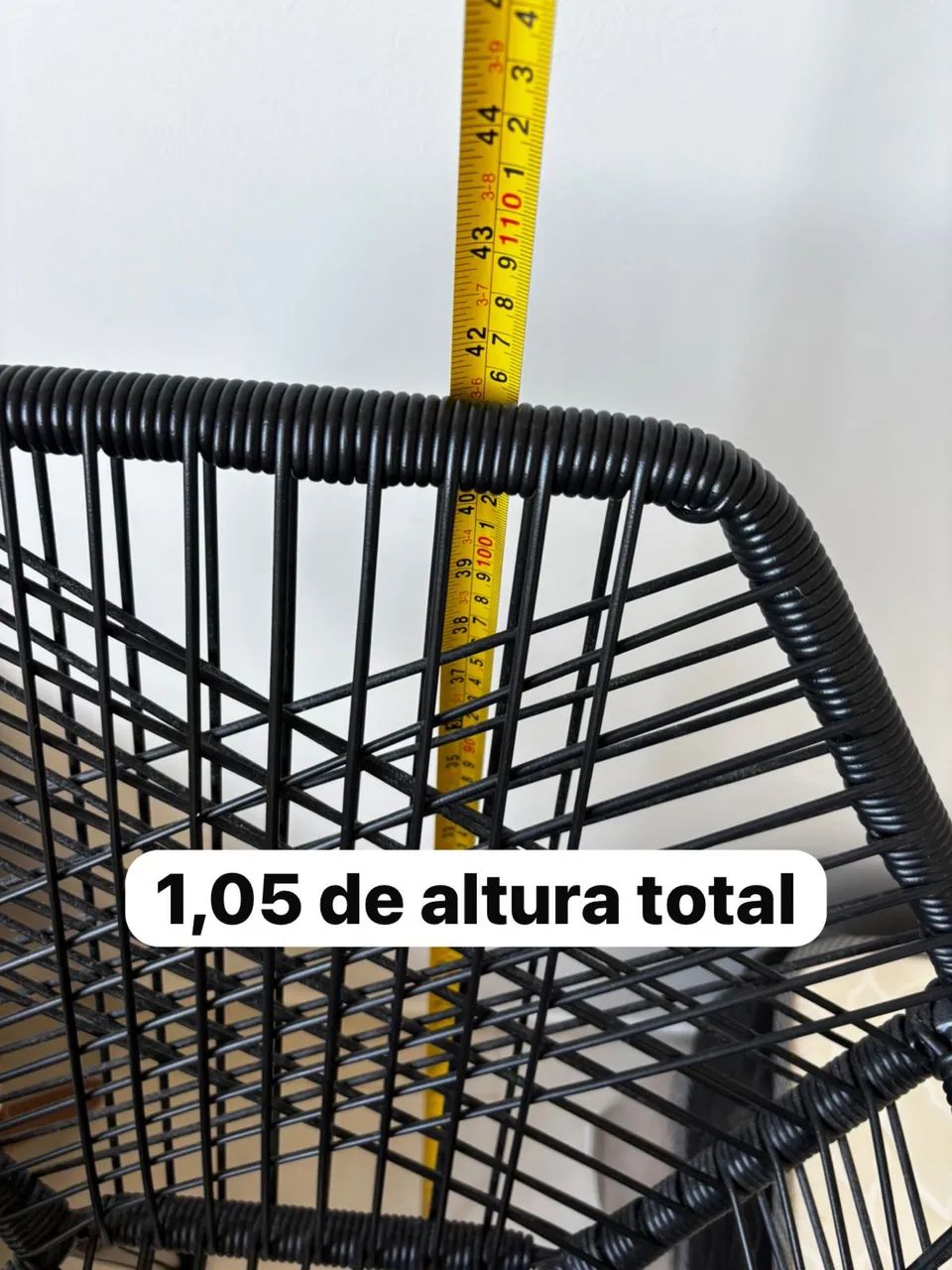 DUAS BANQUETAS PARA COZINHA AMERICANA COM NOTA