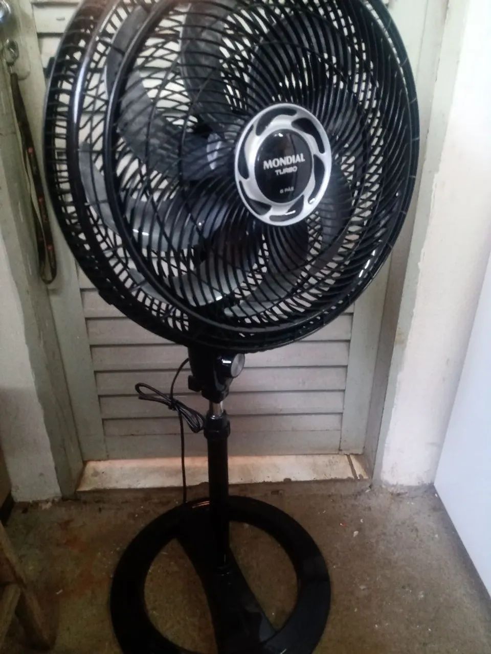 Ventilador de coluna 110v  - Foto 4