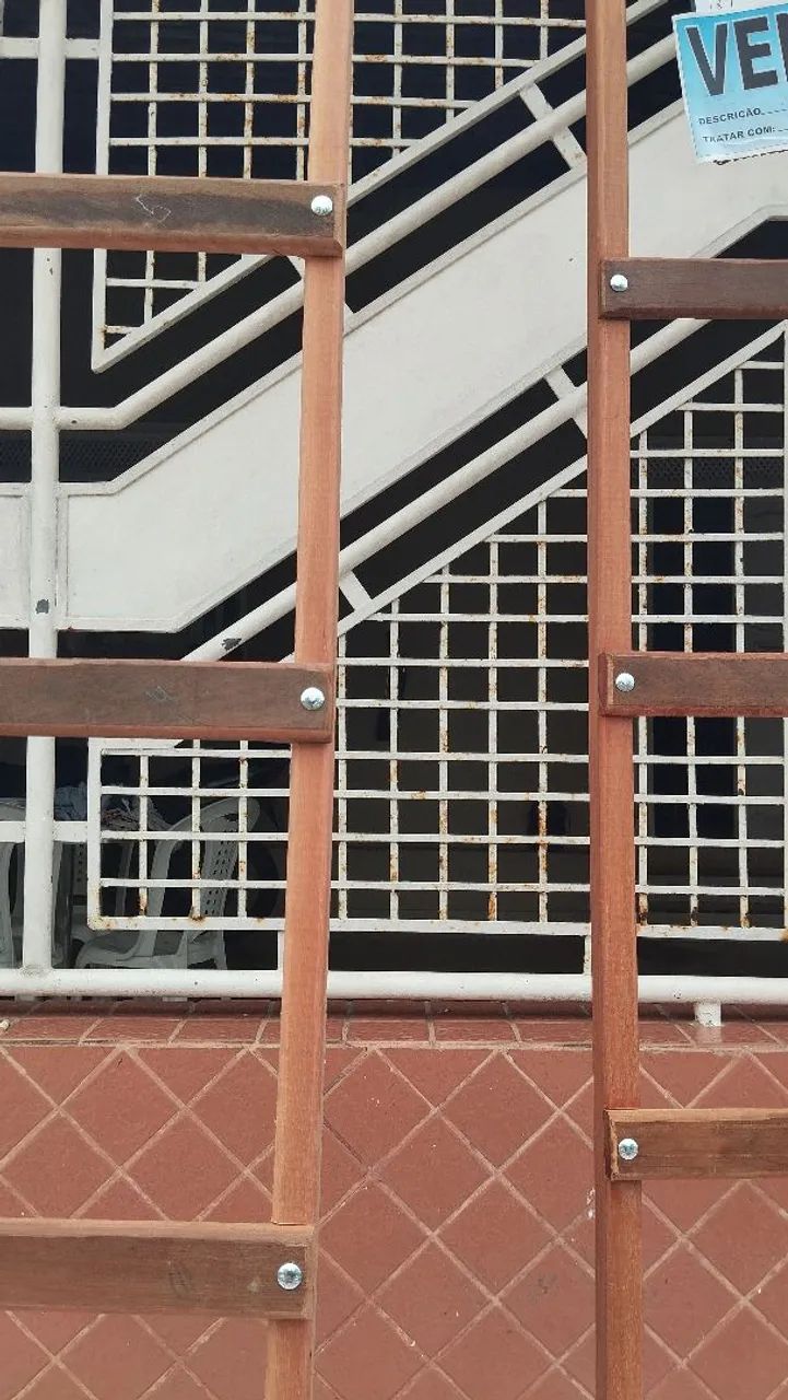 Escada de madeira - Foto 2