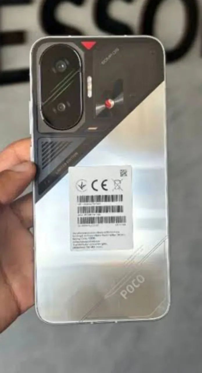 Poco f7 - Foto 2