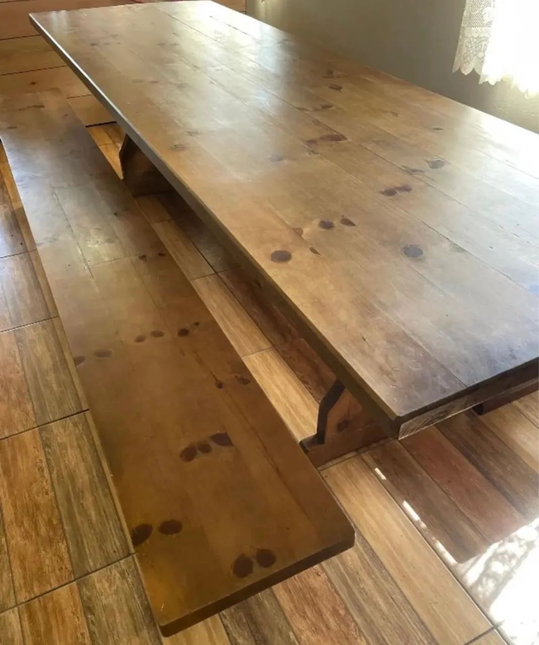 Mesa com bancos em madeira maciça  - Foto 3