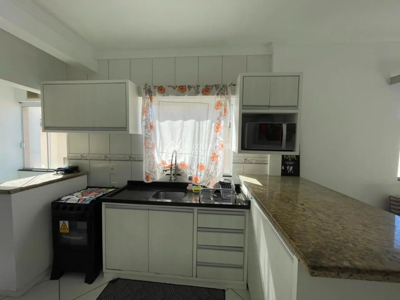 Apartamento mobiliado de 1 dormitório nos Ingleses - Foto 4