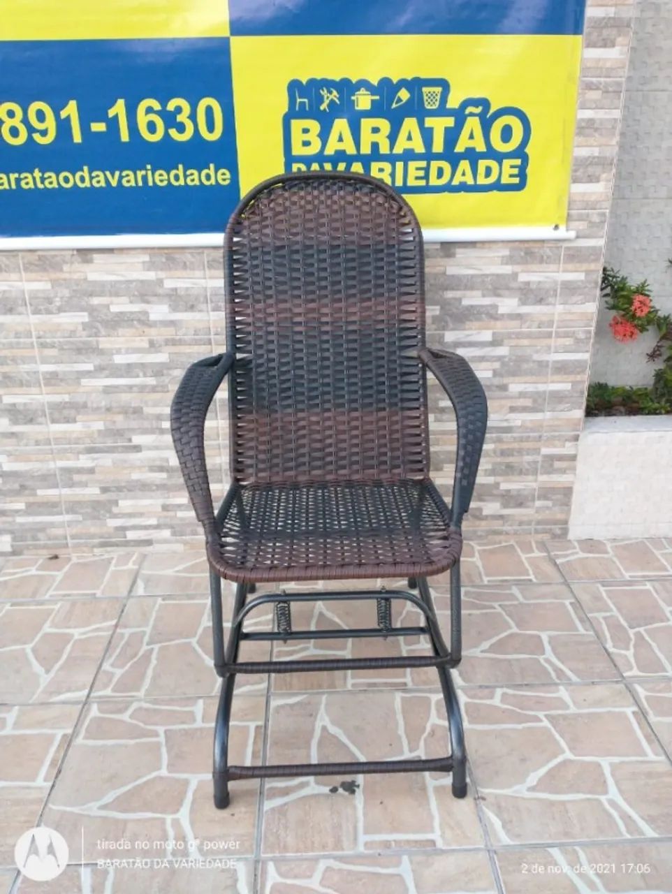 CADEIRA DE BALANÇO EM FIBRA (LARGA) - Foto 2
