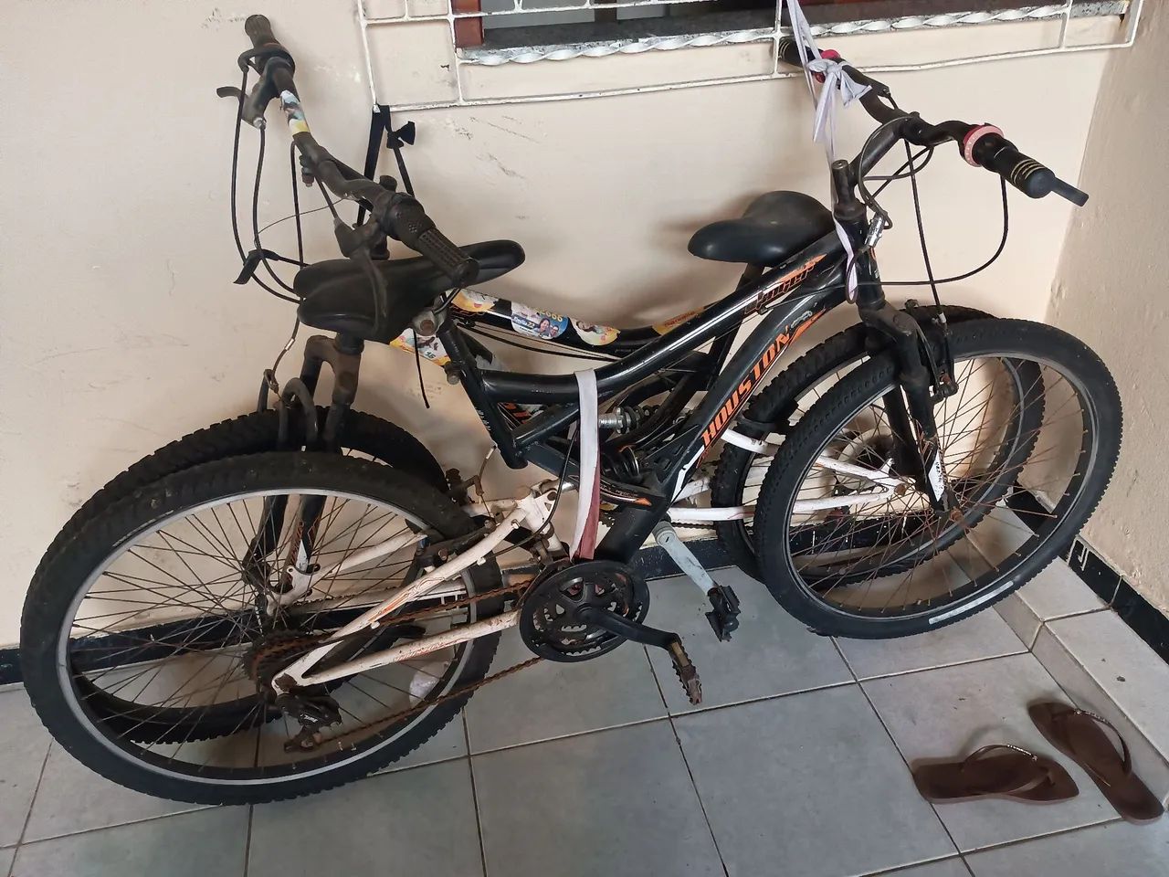Bicicletas 4 . 2 aro 12 e 2 aro 26 - Foto 3